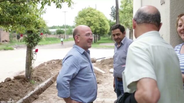 Estamos Conectadas – Laura Mazina