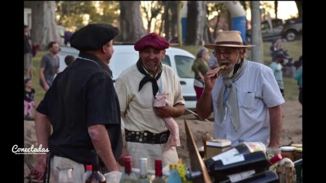 Conectadas | Hernán Báez